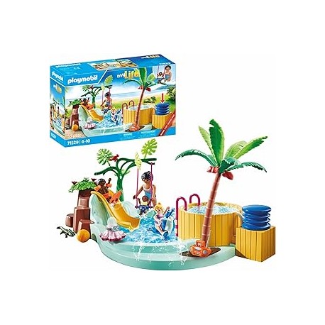 Piscina infantil con jacuzzi