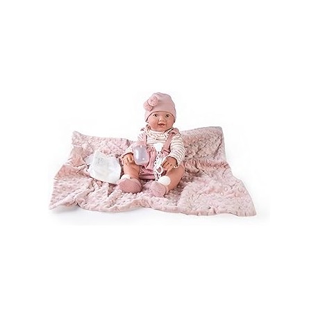 Recién Nacida Mia hace Pipí con manta